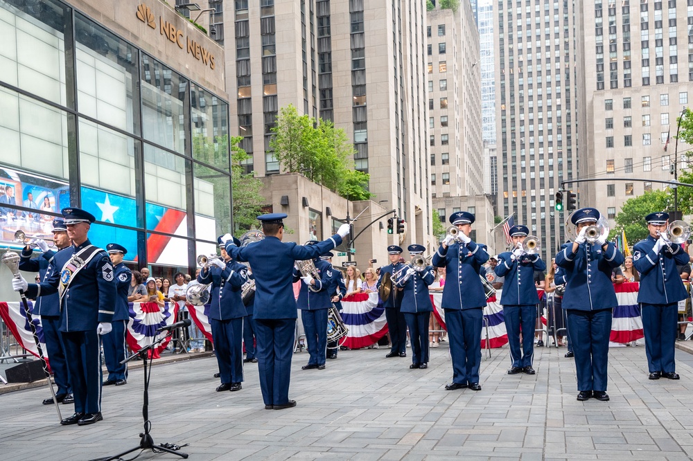 The United States Air Force Band honors Independence Day on TODAY Show