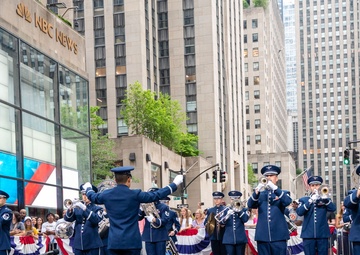 The United States Air Force Band honors Independence Day on TODAY Show