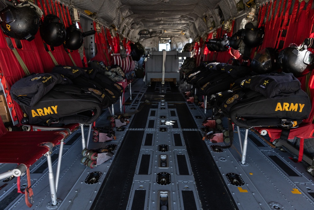 Iowa National Guard and U.S. Army Golden Nights Parachute Team conduct airshows in eastern Iowa
