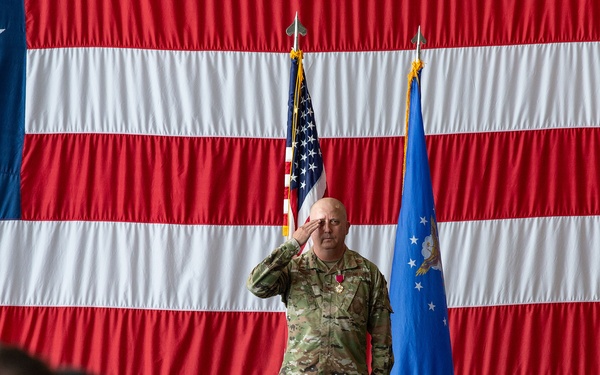 Cage takes command of 436th MGG