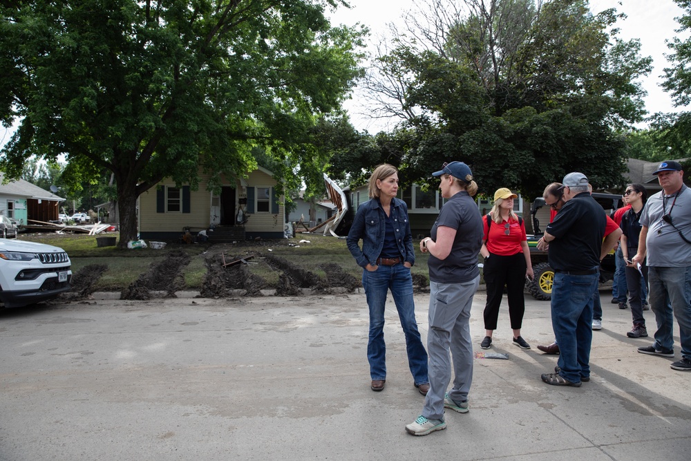 Iowa Governor and FEMA Administrator tour flood-impacted areas of Iowa