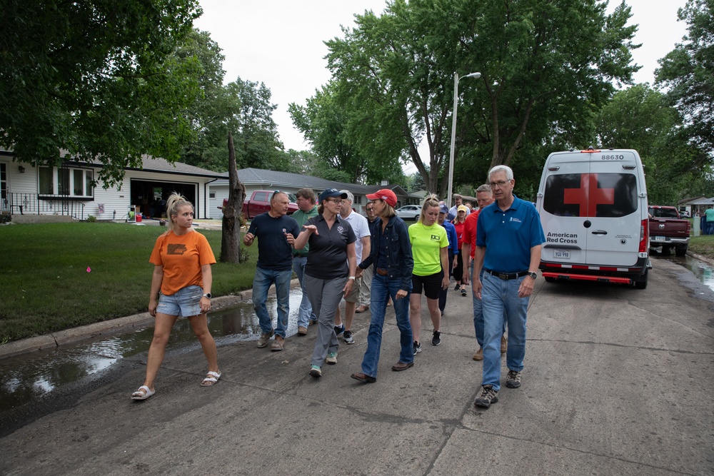 Iowa Governor and FEMA Administrator tour flood-impacted areas of Iowa