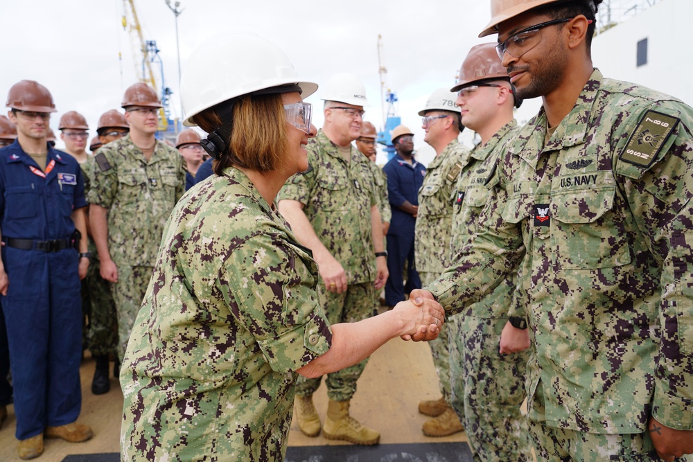 CNO Visits Pearl Harbor Naval Shipyard