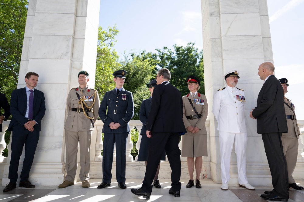 British Prime Minister Keir Starmer Visits Arlington National Cemetery