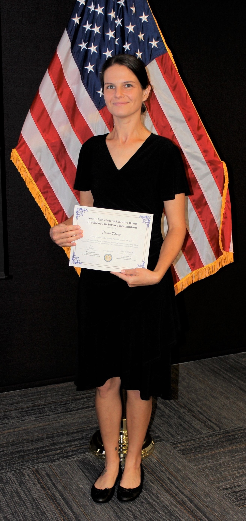 NIWC Atlantic Employee Earns Excellence in Service Award – Team Lead