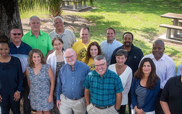 NIWC Atlantic Employees Earn Excellence in Service Awards