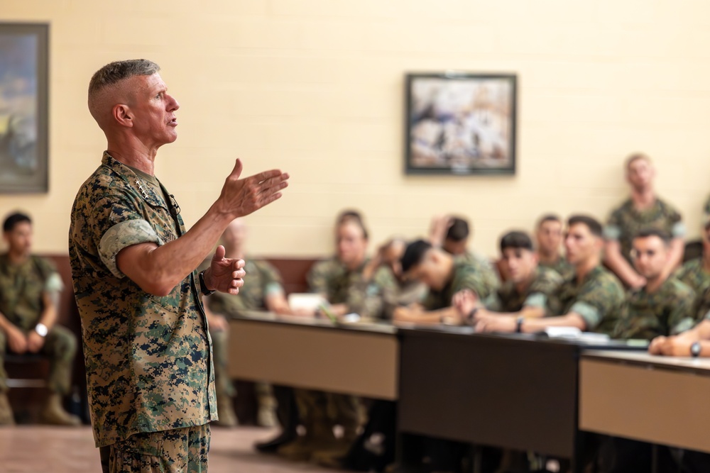 Commandant, Gen. Smith, Speaks with TBS