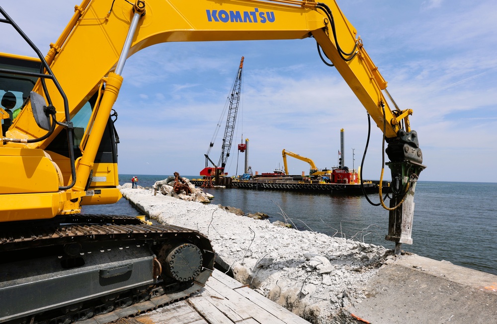 U.S. Army Corps of Engineers, Chicago District begins $15M Algoma breakwater repair.