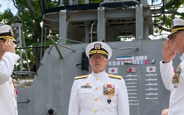 Commander, Submarine Squadron Two Holds Change of Command