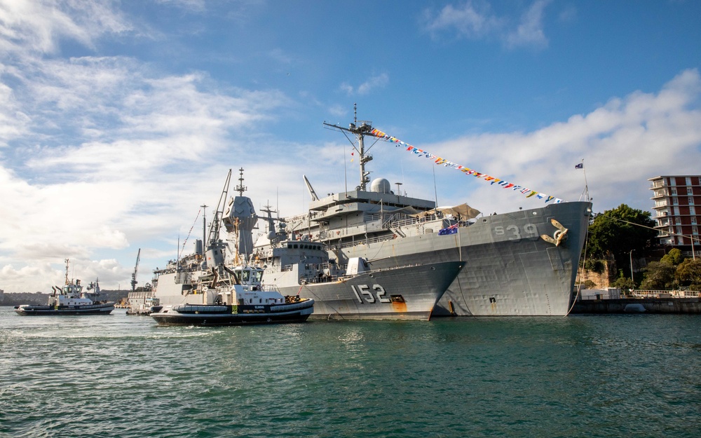 HMAS Warramunga Moors Alongside ESL in Sydney