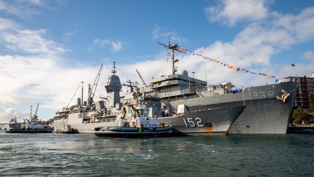 HMAS Warramunga Moors Alongside ESL in Sydney