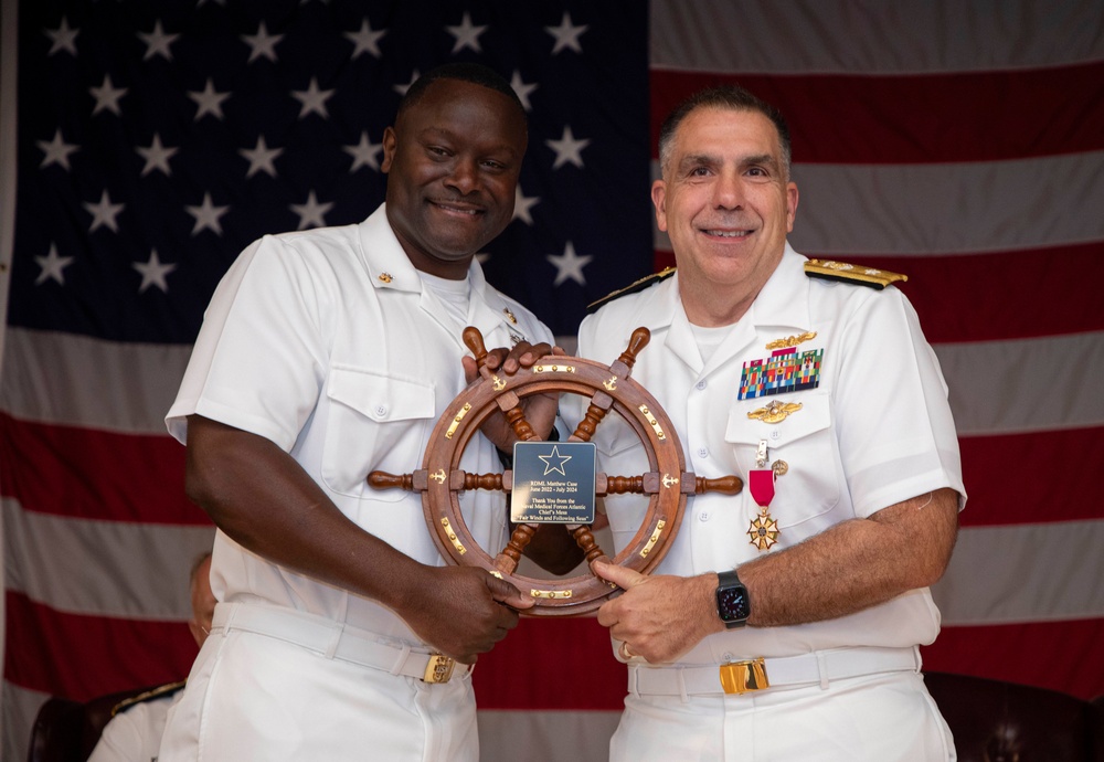 Naval Medical Forces Atlantic Conducts Change of Command