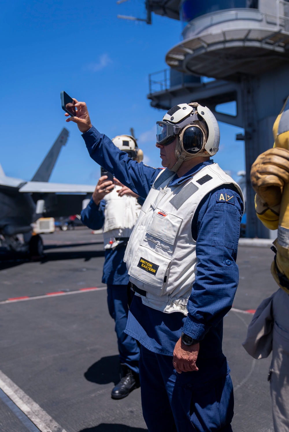 Peruvian Navy Vice Adm. comes aboard USS Carl Vinson