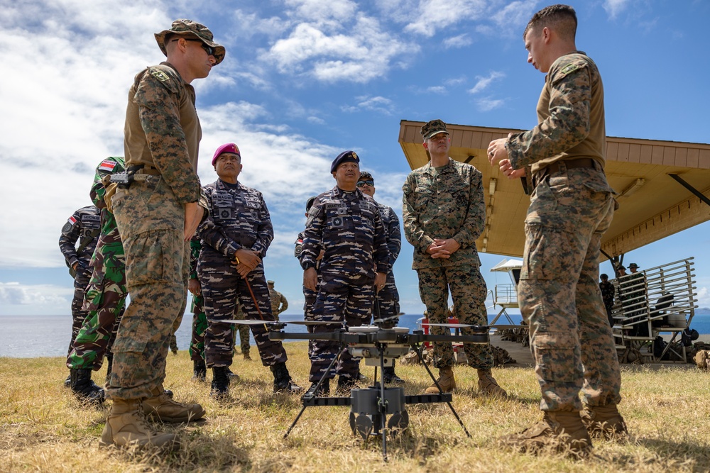 US Marines host Indonesian leaders at live-fire range during RIMPAC 2024