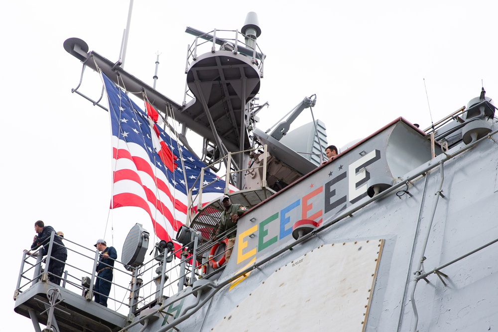 USS Normandy (CG 60) Returns to Norfolk