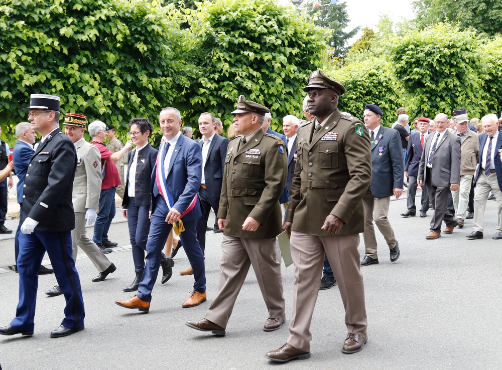 29th Infantry Division Soldiers Commemorate the Liberation of Vern-sur-Seiche