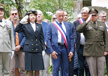 29th Infantry Division Soldiers Commemorate the Liberation of Vern-sur-Seiche
