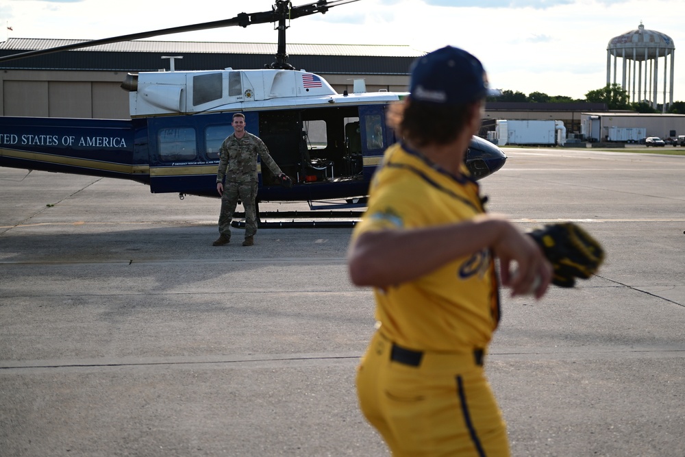 Savannah Bananas soar over D.C. with the 1st Helicopter Squadron