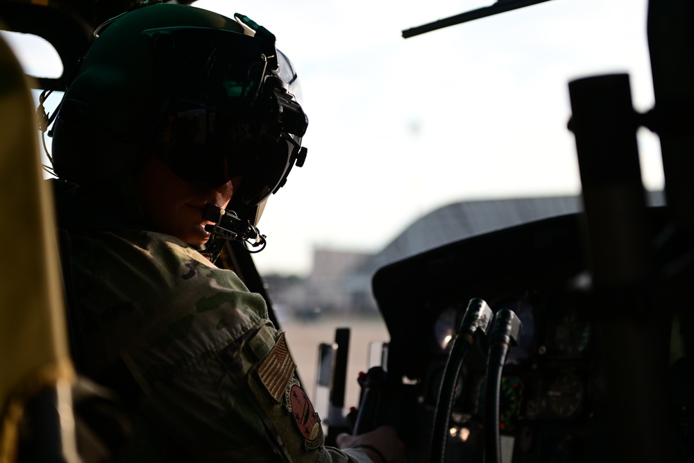 Savannah Bananas soar over D.C. with the 1st Helicopter Squadron