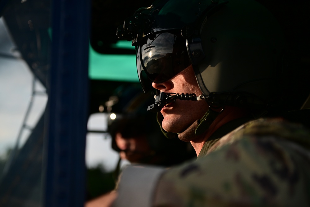 Savannah Bananas soar over D.C. with the 1st Helicopter Squadron