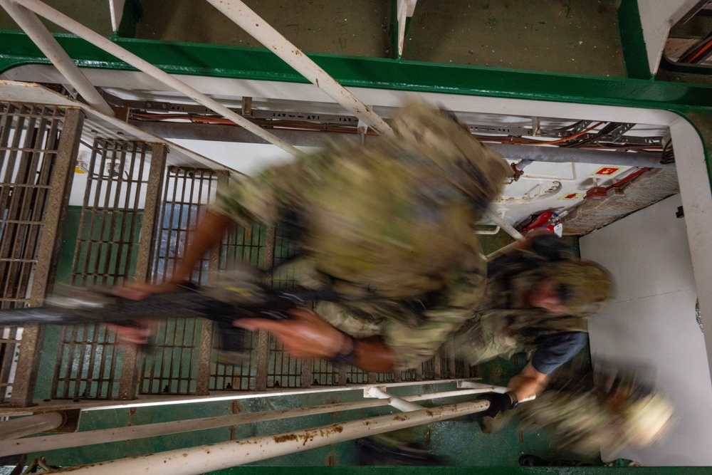 NSW Trains with Partner Forces during RIMPAC 2024