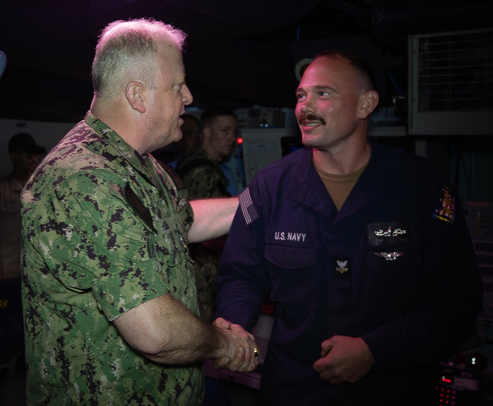 CNO, MCPON Visit USS Gravely