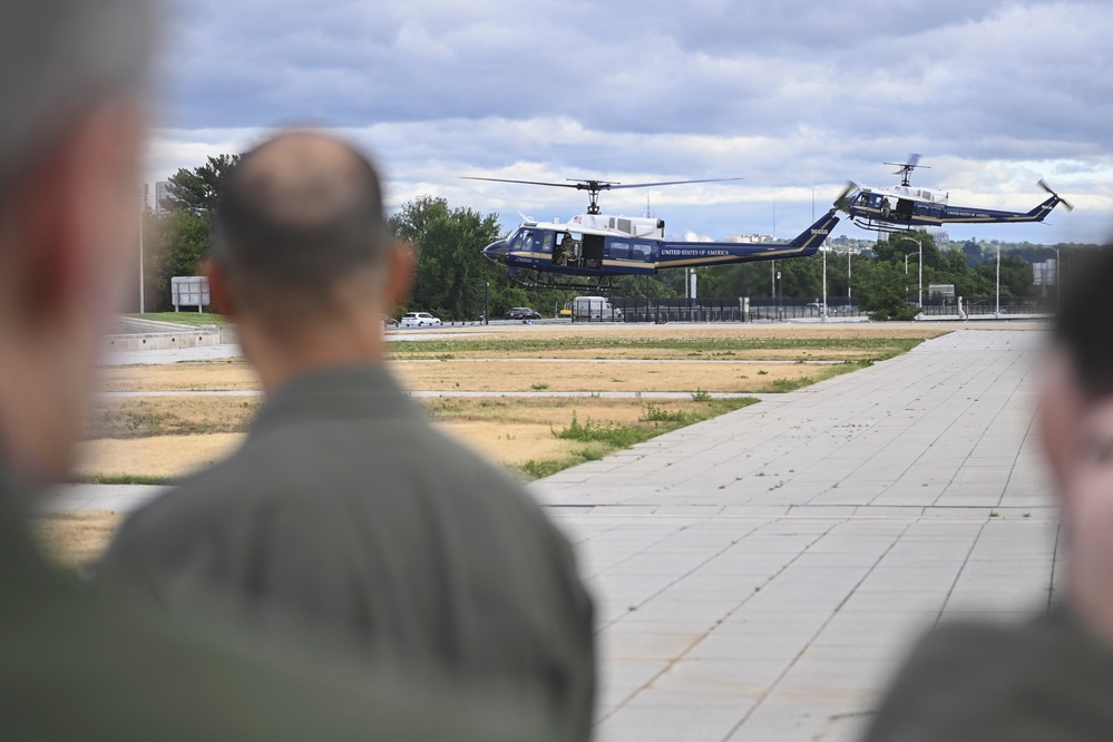 French air and space force officials visit Pentagon