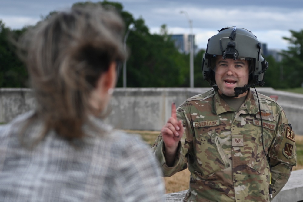 French air and space force officials visit Pentagon