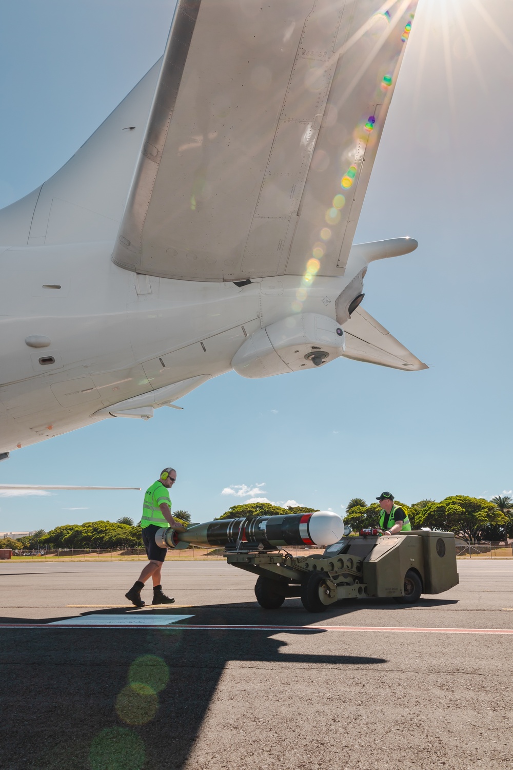 Australian P8 Exercise Torpedo – Sink Ex