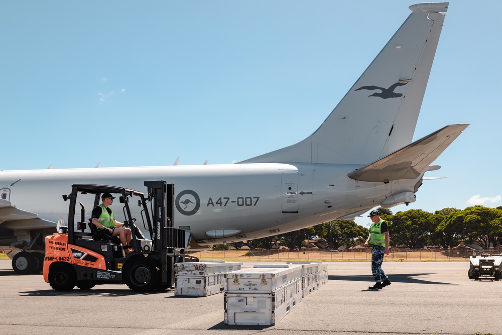 Australian P8 Exercise Torpedo – Sink Ex