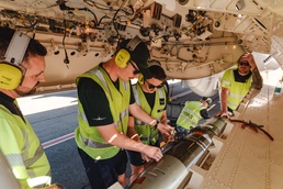 Australian P8 Exercise Torpedo – Sink Ex