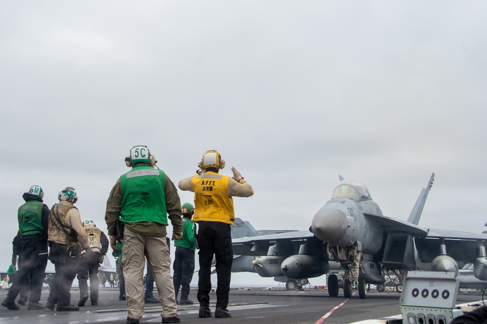 USS Ronald Reagan (CVN 76) conducts flight operations