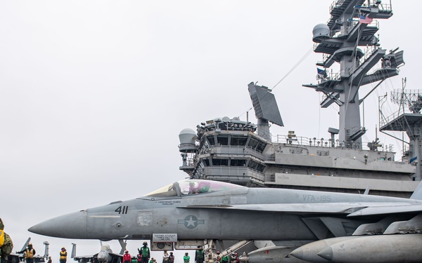 USS Ronald Reagan (CVN 76) conducts flight operations