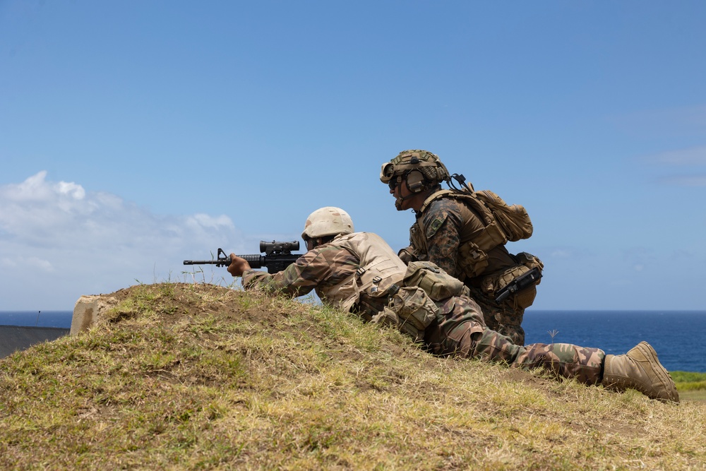 U.S., Royal Tongan Marines conduct fire team maneuvers during RIMPAC 2024