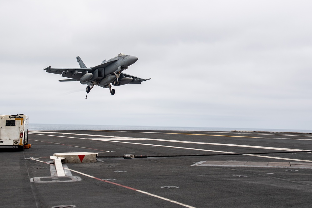 USS Ronald Reagan (CVN 76) conducts flight operations