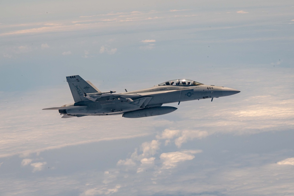 Refueling F18s during RIMPAC 2024