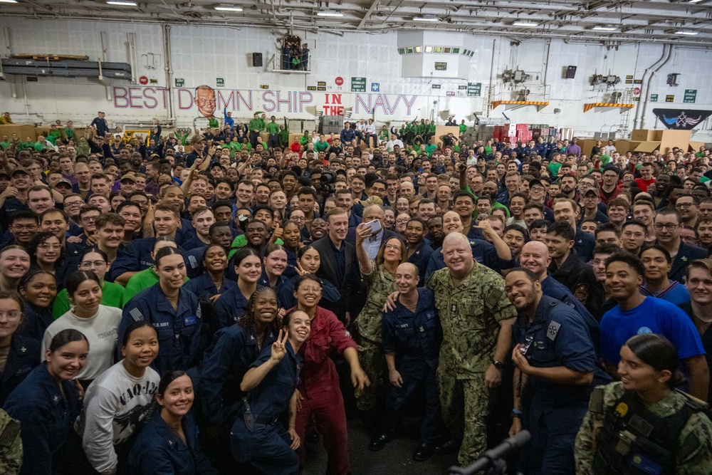 CNO and MCPON Welcome Dwight D. Eisenhower Carrier Strike Group Home from Deployment