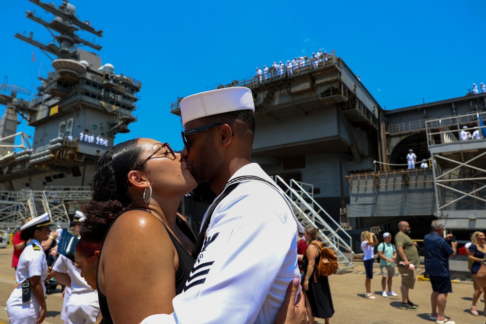 Eisenhower Returns Home