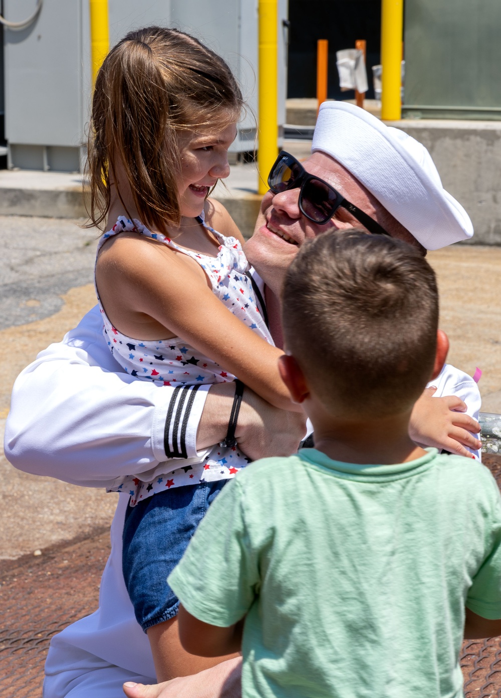 Eisenhower Returns Home