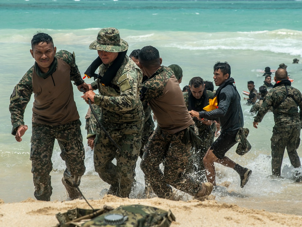 Partners enhance combined capabilities on combat rubber raiding craft during RIMPAC 2024