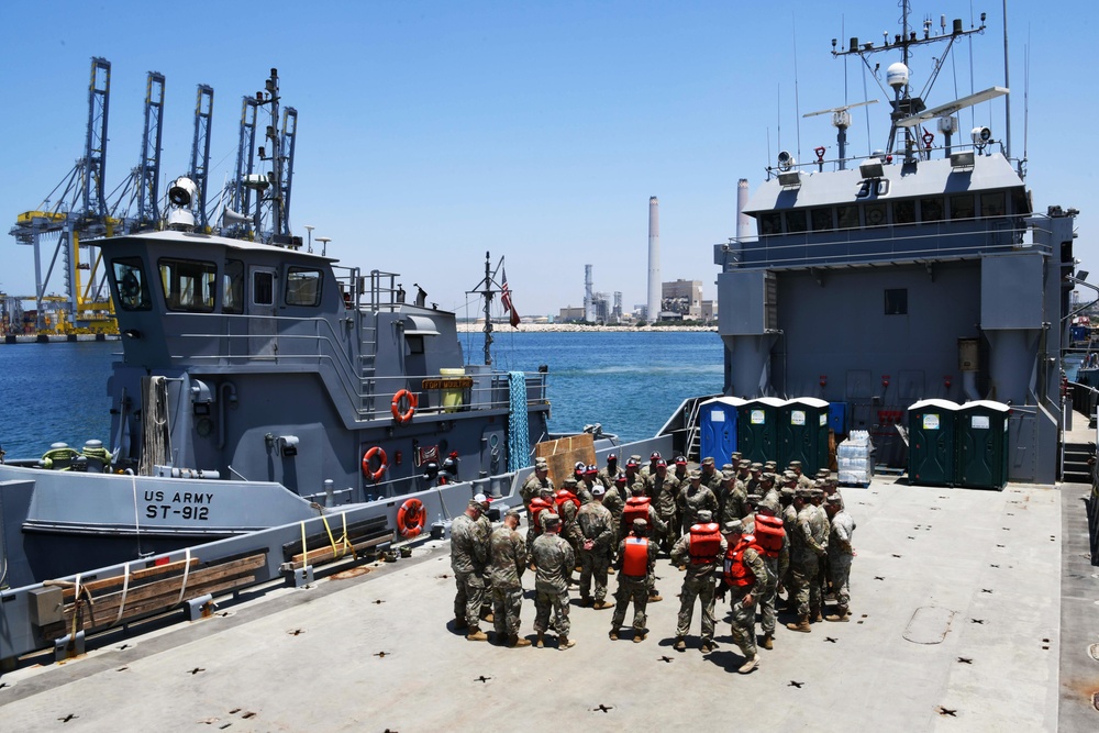 Sergeant Major of the Army Meets with Soldiers &amp; Sailors Supporting the JLOTS Gaza Humanitarian Aid Operation