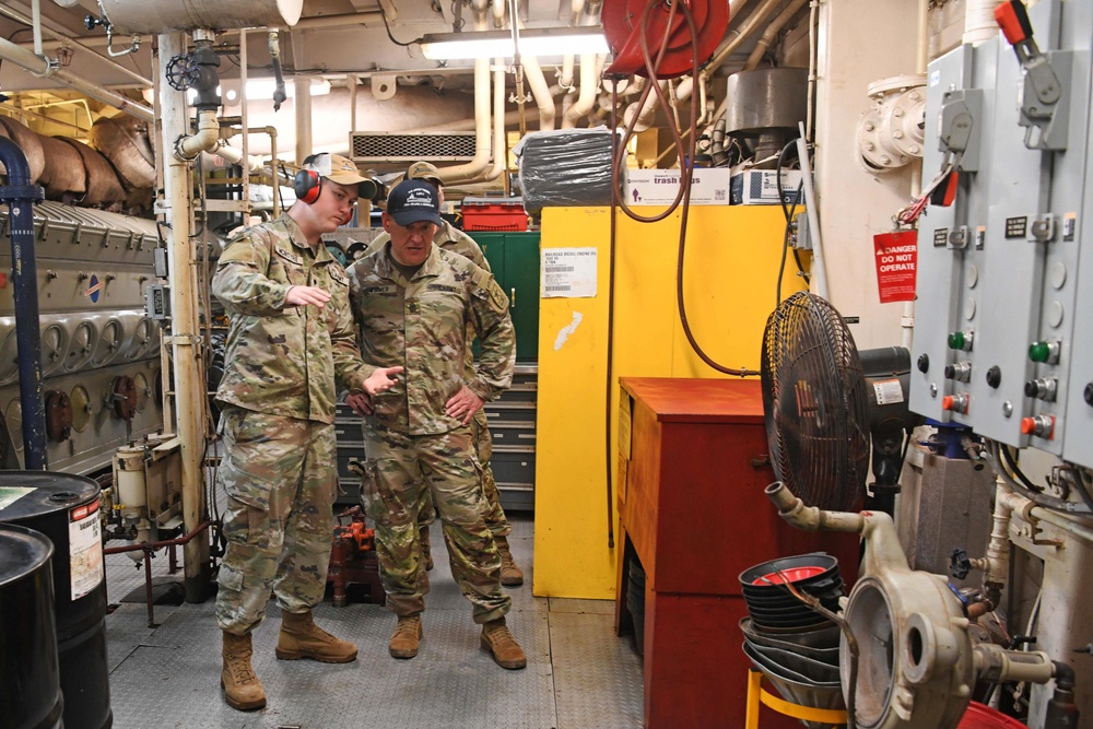 Sergeant Major of the Army Meets with Soldiers &amp; Sailors Supporting the JLOTS Gaza Humanitarian Aid Operation