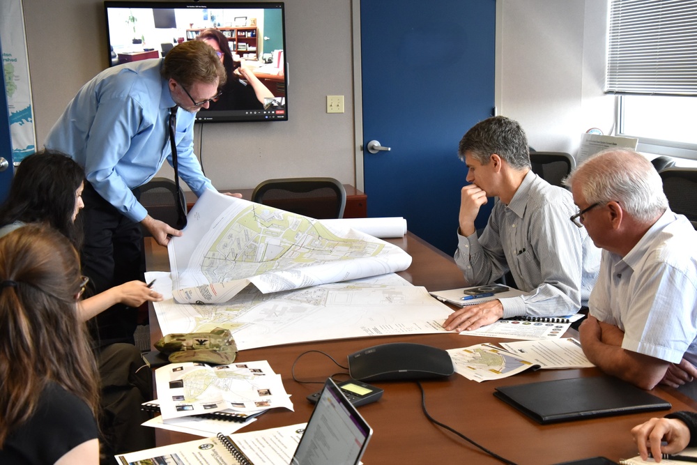 Army Commander Meets NYC Environmental Officials to Discuss Partnerships