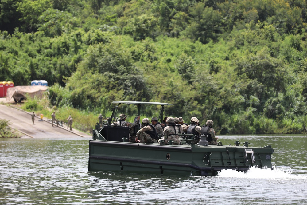 DVIDS - Images - 892nd MRBC Conduct Bridge Operations [Image 4 of 7]