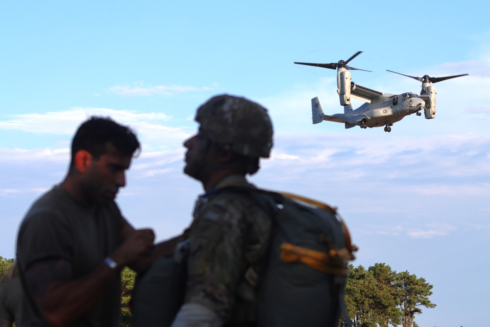 JB MDL- 404 CA BN Conducts Day and Night Airborne Operation
