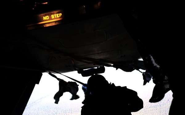 JB MDL- 404 CA BN Conducts Day and Night Airborne Operation