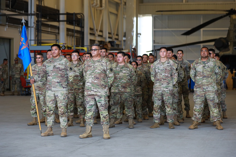 Hawaii’s 2-211th Aviation General Support Battalion Change of Command