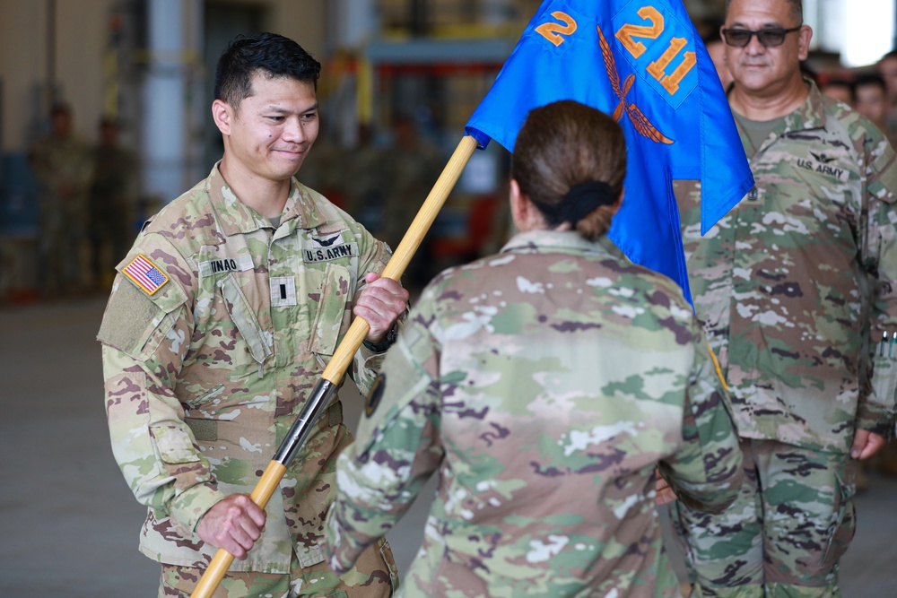 Hawaii’s 2-211th Aviation General Support Battalion Change of Command