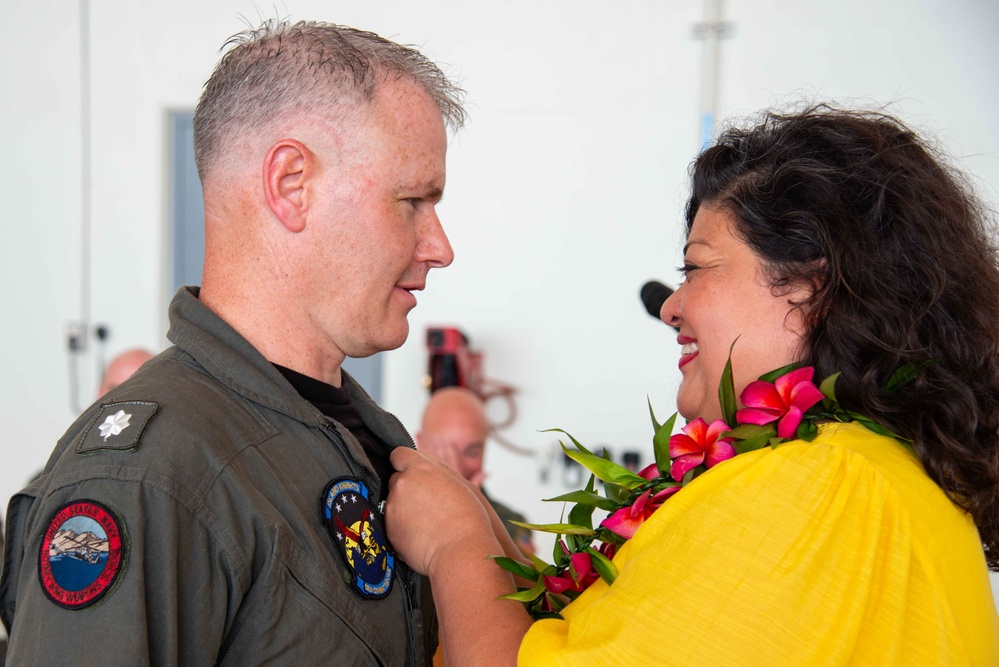 HSC-25 Holds a Change of Command Ceremony