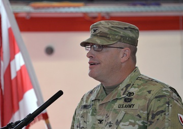 USAMMC-E holds change of command ceremony